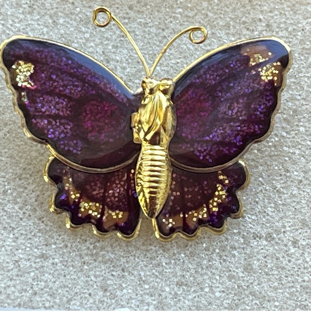 Vintage Purple Green Butterfly Pin Brooch Gold tone New